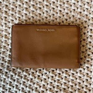 MICHAEL KORS BIFOLD WALLET